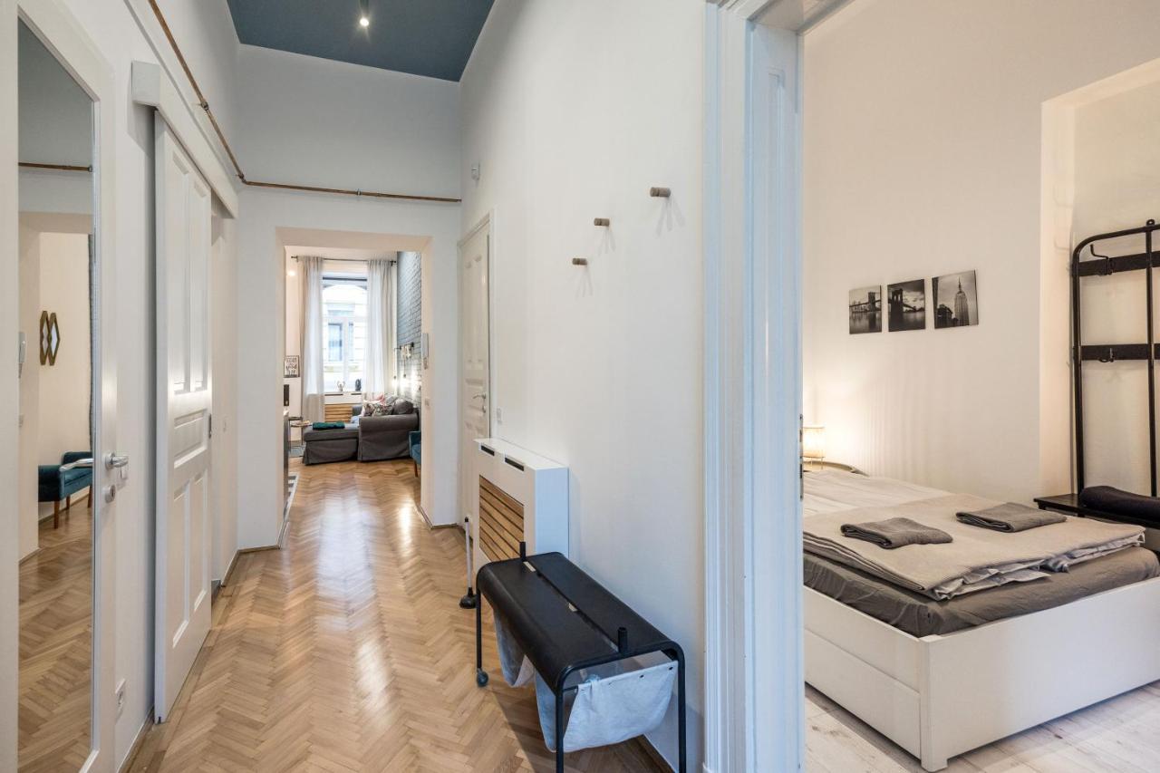Industrial Fantasy Apartment Budapest Exterior foto